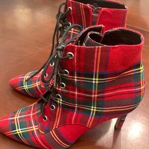 Gianni Bini heel Boots